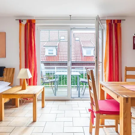 Windfluechter * Boltenhagen (Ostseebad)