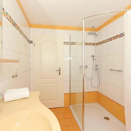 Windfluechter Boltenhagen (Ostseebad)