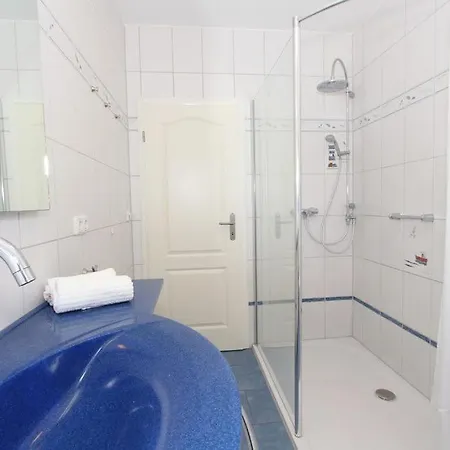 Windfluechter Boltenhagen (Ostseebad)